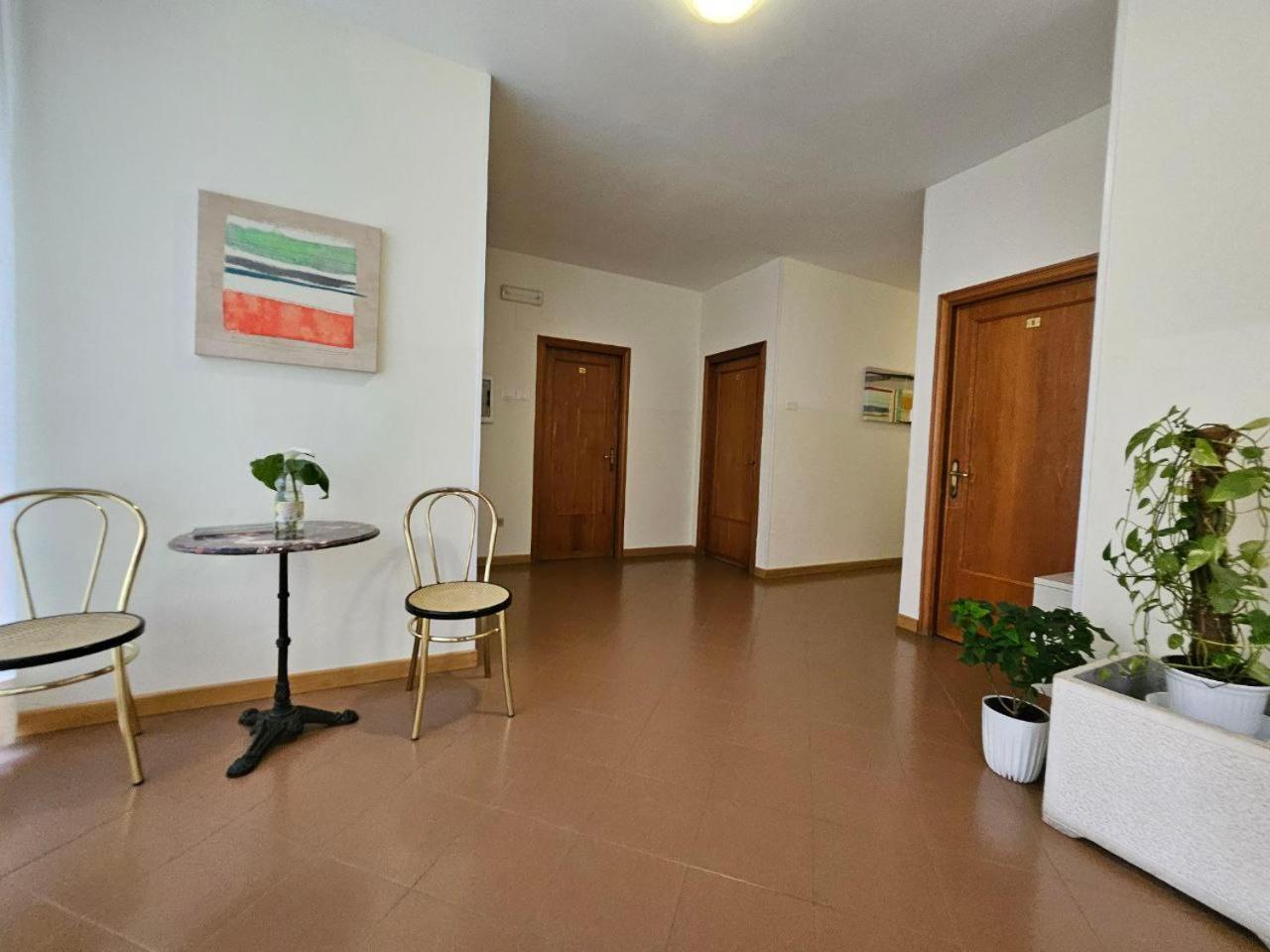 Albergo Nyers Perúgia Exterior foto
